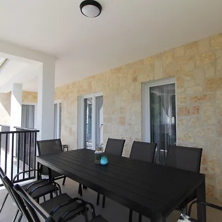 Apartment Pridraga * Pridraga