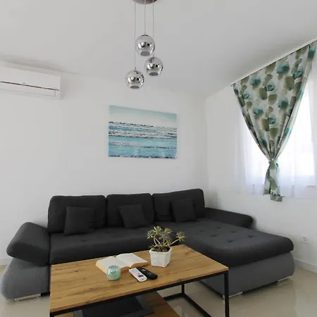 Apartment Apartment Pridraga